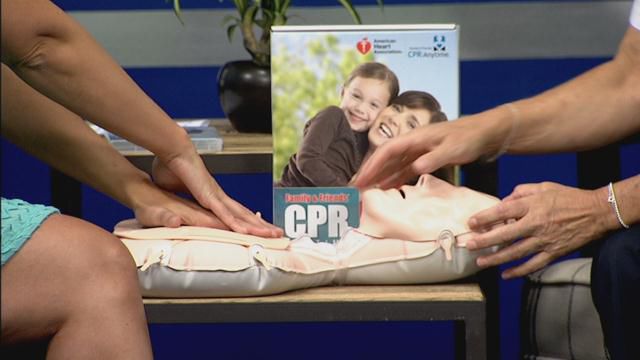 Learning CPR at Press the Chest 2016