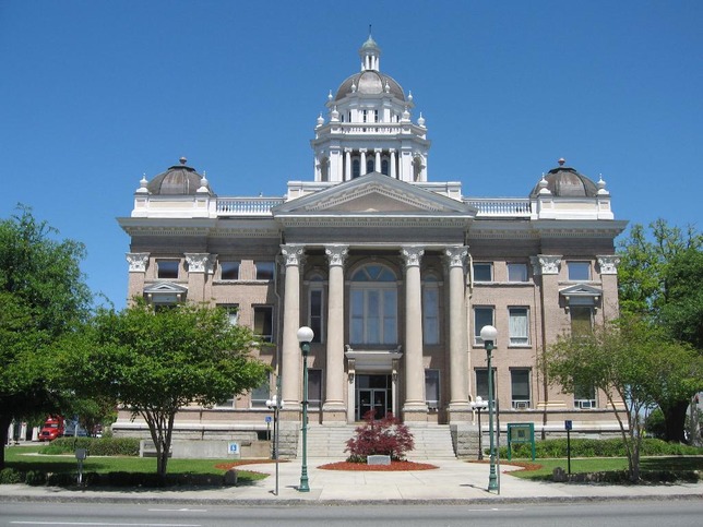Lowndes County Courthouse
